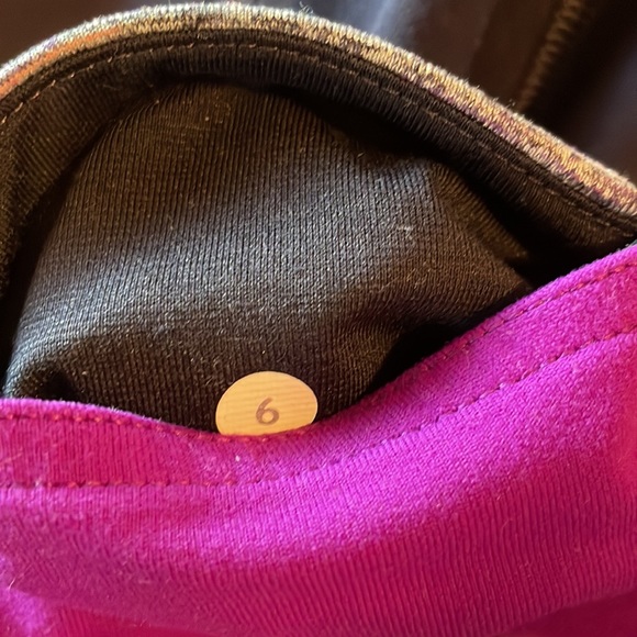 Lulu Lemon Workout pants - Picture 11 of 11